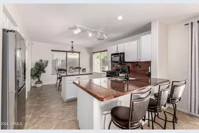 541 E Jeanne Lane, San Tan Valley, AZ 85140 - Photo 6