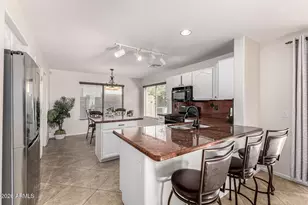 541 E Jeanne Ln, San Tan Valley, AZ 85140 - Photo 6