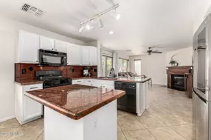 541 E Jeanne Ln, San Tan Valley, AZ 85140 - Photo 8