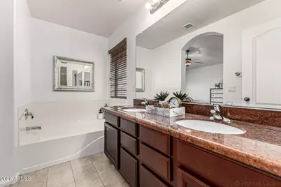 541 E Jeanne Lane, San Tan Valley, AZ 85140 - Photo 18