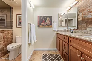 12222 N Paradise Vlg Pkwy S, Phoenix, AZ 85032 - Photo 12