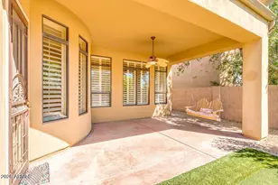 5235 E Herrera Dr, Phoenix, AZ 85054 - Photo 32