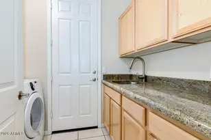 5235 E Herrera Dr, Phoenix, AZ 85054 - Photo 26