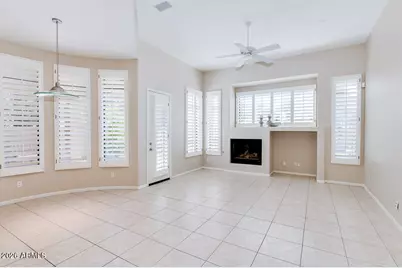 5235 E Herrera Drive, Phoenix, AZ 85054 - Photo 8