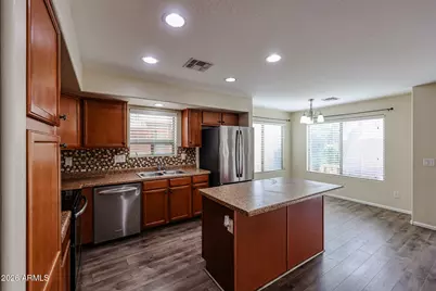 7267 W Palmaire Avenue, Glendale, AZ 85303 - Photo 8