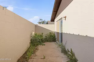 3320 S Parkside Dr, Tempe, AZ 85282 - Photo 26