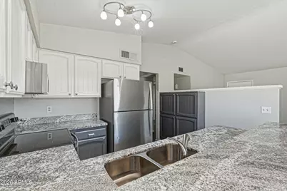 3320 S Parkside Drive, Tempe, AZ 85282 - Photo 14