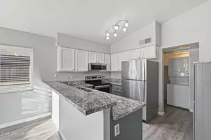 3320 S Parkside Dr, Tempe, AZ 85282 - Photo 1