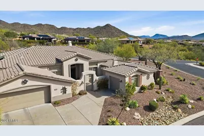 2002 W Shadow Glen Way, Anthem, AZ 85086 - Photo 2