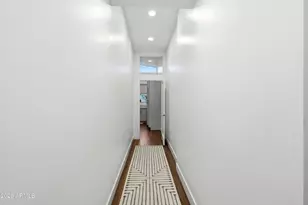 540 W Solano Dr, Phoenix, AZ 85013 - Photo 22