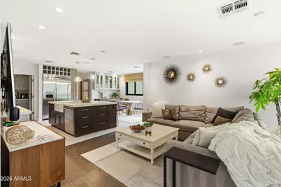 540 W Solano Drive, Phoenix, AZ 85013 - Photo 14