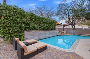 540 W Solano Dr, Phoenix, AZ 85013 - Photo 50