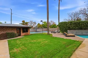 540 W Solano Dr, Phoenix, AZ 85013 - Photo 42