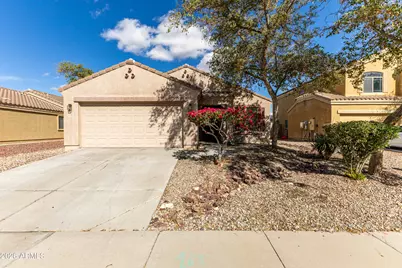 23702 W Hidalgo Avenue, Buckeye, AZ 85326 - Photo 2