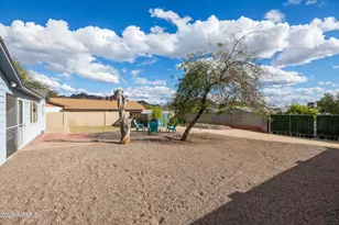 1019 E Cheryl Dr, Phoenix, AZ 85020 - Photo 42