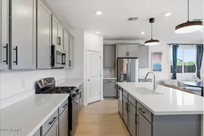 17768 W Cassia Way, Goodyear, AZ 85338 - Photo 16