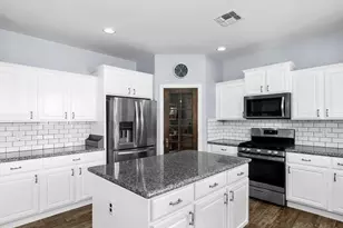 2683 N Smithsonian Ct, Florence, AZ 85132 - Photo 8