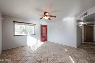 93 S 95th St, Chandler, AZ 85224 - Photo 10