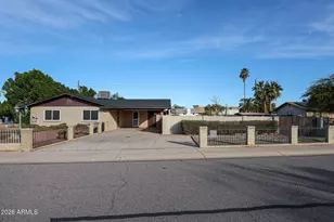 93 S 95th St, Chandler, AZ 85224 - Photo 6