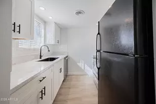 7126 N 19th Ave, Phoenix, AZ 85021 - Photo 8