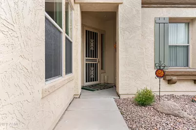 12445 W Fetlock Trail, Peoria, AZ 85383 - Photo 4