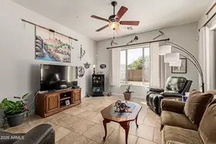 5703 W Hedgehog Pl, Phoenix, AZ 85083 - Photo 18