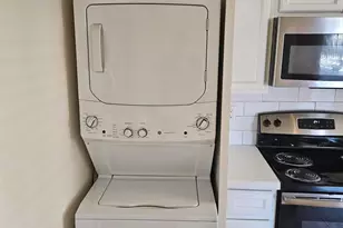 1330 E Highland Ave, Phoenix, AZ 85014 - Photo 4