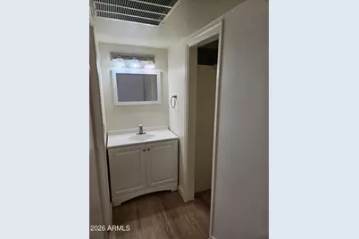 1330 E Highland Avenue #8A, Phoenix, AZ 85014 - Photo 10