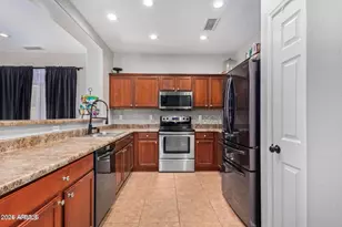 697 W Oak Tree Ln, San Tan Valley, AZ 85143 - Photo 8