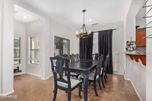 697 W Oak Tree Ln, San Tan Valley, AZ 85143 - Photo 6