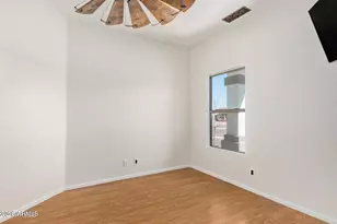 697 W Oak Tree Ln, San Tan Valley, AZ 85143 - Photo 14