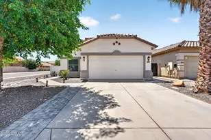 697 W Oak Tree Ln, San Tan Valley, AZ 85143 - Photo 1
