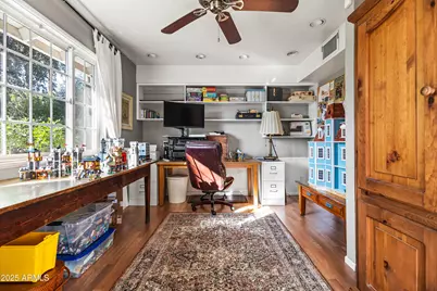 4631 E Pinchot Avenue, Phoenix, AZ 85018 - Photo 22