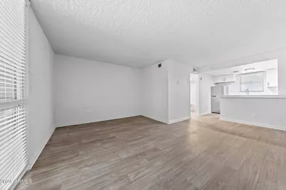 1601 W Camelback Road #E10AE, Phoenix, AZ 85015 - Photo 8