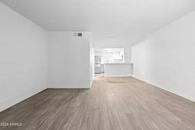 1601 W Camelback Road #E10AE, Phoenix, AZ 85015 - Photo 2
