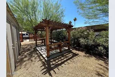 9647 N 10th Avenue #102, Phoenix, AZ 85021 - Photo 10