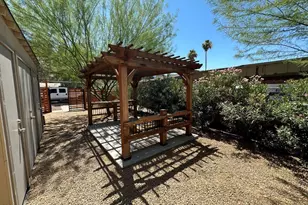 9647 N 10th Ave, Phoenix, AZ 85021 - Photo 10