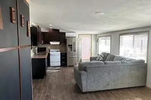 841 W Watson Dr, Tempe, AZ 85283 - Photo 4