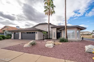 4601 E Everett Dr, Phoenix, AZ 85032 - Photo 4