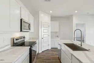 5872 E California Ct, San Tan Valley, AZ 85140 - Photo 2