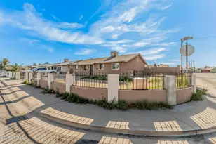 3044 N 80th Ln, Phoenix, AZ 85033 - Photo 2