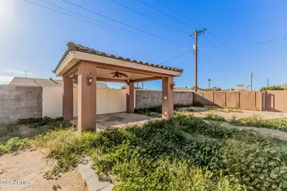 3044 N 80th Lane, Phoenix, AZ 85033 - Photo 22