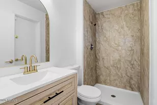 2314 N 71st Dr, Phoenix, AZ 85035 - Photo 28