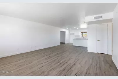 2314 N 71st Drive, Phoenix, AZ 85035 - Photo 4