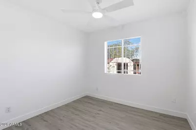 2314 N 71st Drive, Phoenix, AZ 85035 - Photo 20