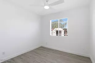 2314 N 71st Dr, Phoenix, AZ 85035 - Photo 20