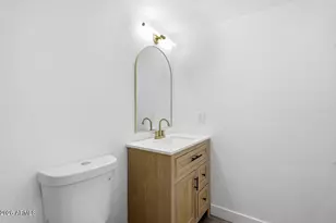 2314 N 71st Dr, Phoenix, AZ 85035 - Photo 24