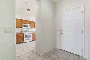 2852 E Devon Ct, Gilbert, AZ 85296 - Photo 2