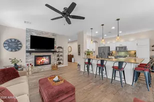 1646 W Windsong Dr, Phoenix, AZ 85045 - Photo 18