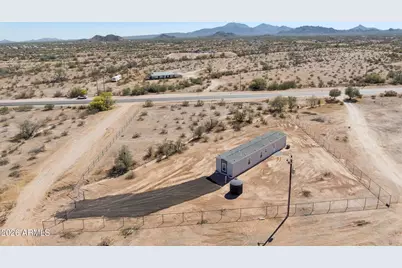 50044 W Century Road, Maricopa, AZ 85139 - Photo 2